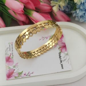 Bold Geometric Cut Bracelet with Diamond Accents