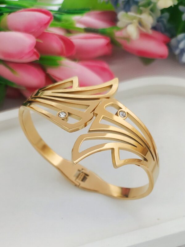 An Elegant Designer Cut Bracelet with Crystal Accents