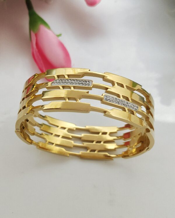 Modern Cut CZ Stone Bracelet - Image 3