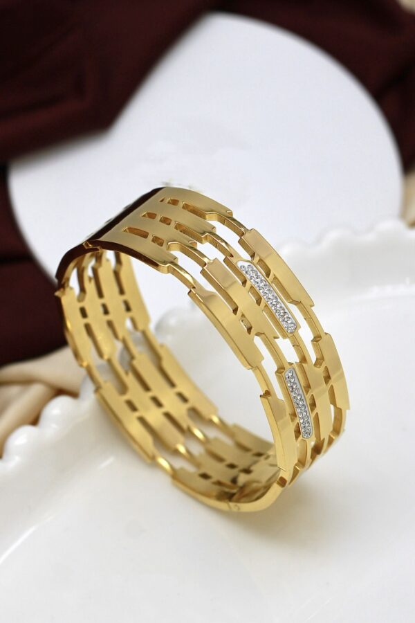 Modern Cut CZ Stone Bracelet - Image 4