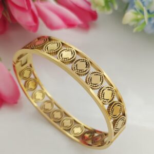 Geometric Circle Cut Bracelet