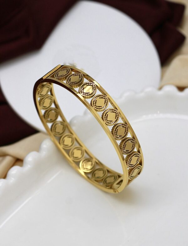 Geometric Circle Cut Bracelet - Image 3