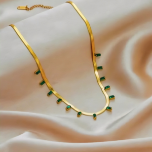 Elegant Green Stone Accented Flat Snake Chain Necklace