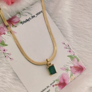 Emerald-Cut Pendant Necklace with Sleek Gold Chain – Modern Minimalist Look