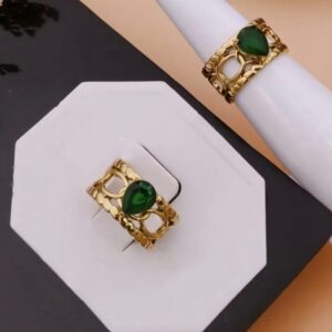 Adjustable Chunky Gold Chain Ring with Green Teardrop Stone – Statement Jewelry