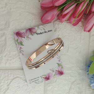 Rose Gold Crystal Charm Bangle ✨🌸 With Dangling Heart 💖
