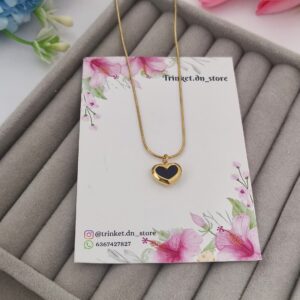 Elegant Black Heart Pendant Necklace for Daily Charm