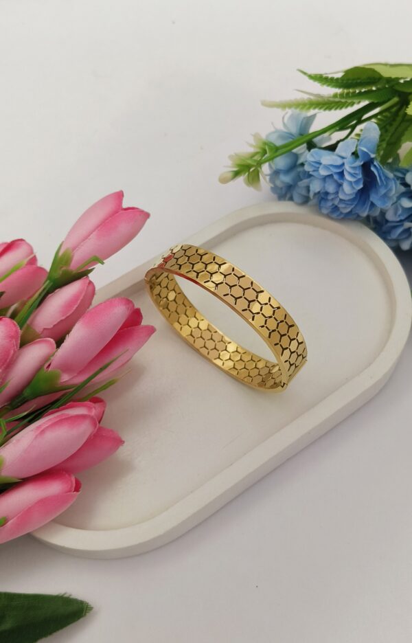Golden Hexa-Pattern Broad Bangle ✨🐝 Sleek & Bold Statement