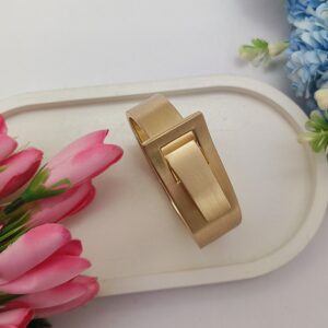 Statement Geometric Bangle Bracelet for Elegant Everyday Wear