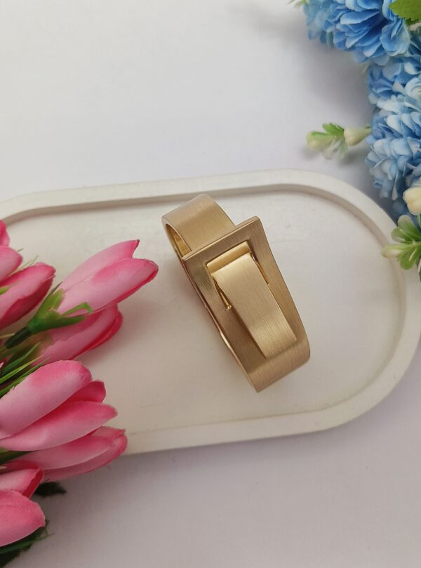 Statement Geometric Bangle Bracelet for Elegant Everyday Wear