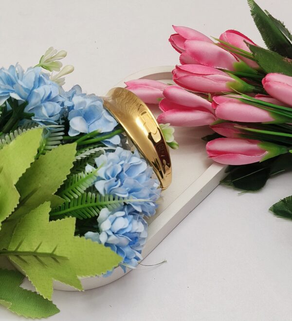 Elegant Dome Curve Open Bangle with Subtle Engraved Accent - Image 2