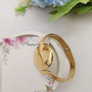 Statement Bold Dome Bracelet with Chic Gloss Finish