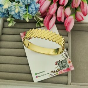 A Wave-Pattern Textured Bangle ✨