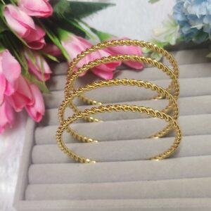 Twisted Design Bangles Set ✨