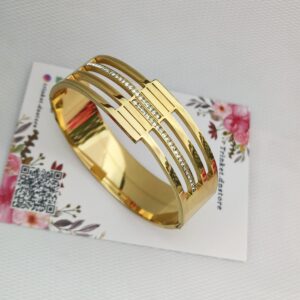 A Modern Crystal Bar Openable Kada ✨